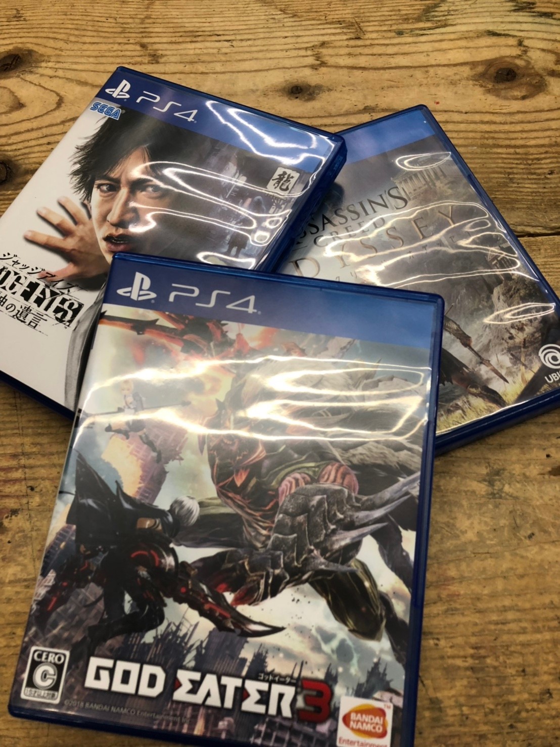 2 6本日の買取商品 アイコス ゴッドイーター3他ps4ソフト バナナマン ライブdvd マンガ倉庫佐賀店ブログ